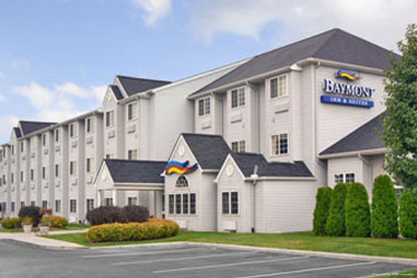 Owens Downtown Toledo BridgePointe Inn & Suites By Hollywood Casino (Northwood)